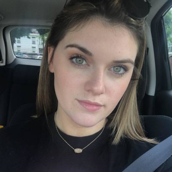 Meet your Posher, Grace - Picture 1 of 1